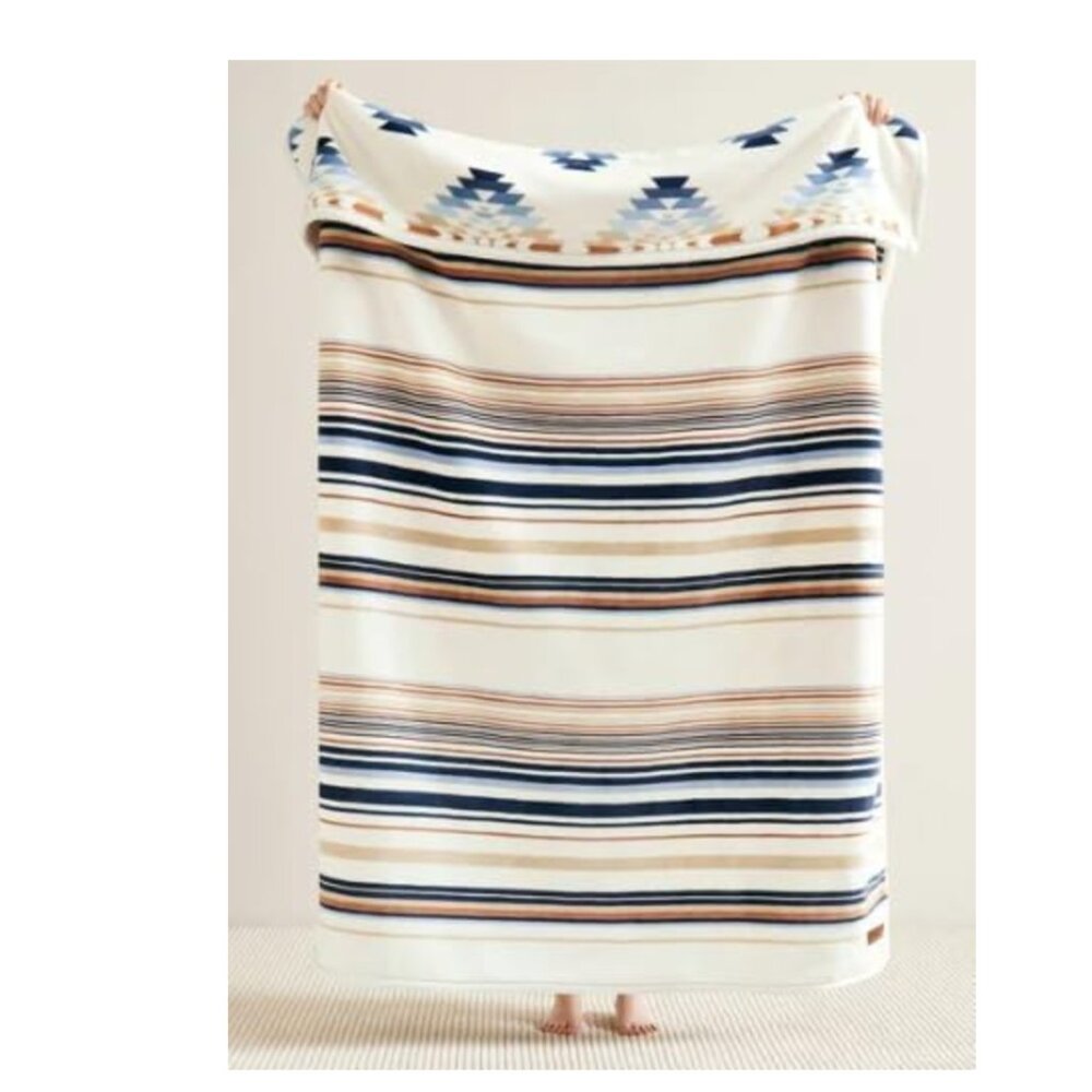 Pendleton Home Reversible Plush Throw Savanna Stripe - Picture 3 of 3